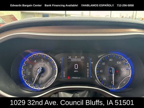 Used 2019 Chrysler Pacifica Touring Plus w/ Tire & Wheel Group image 21