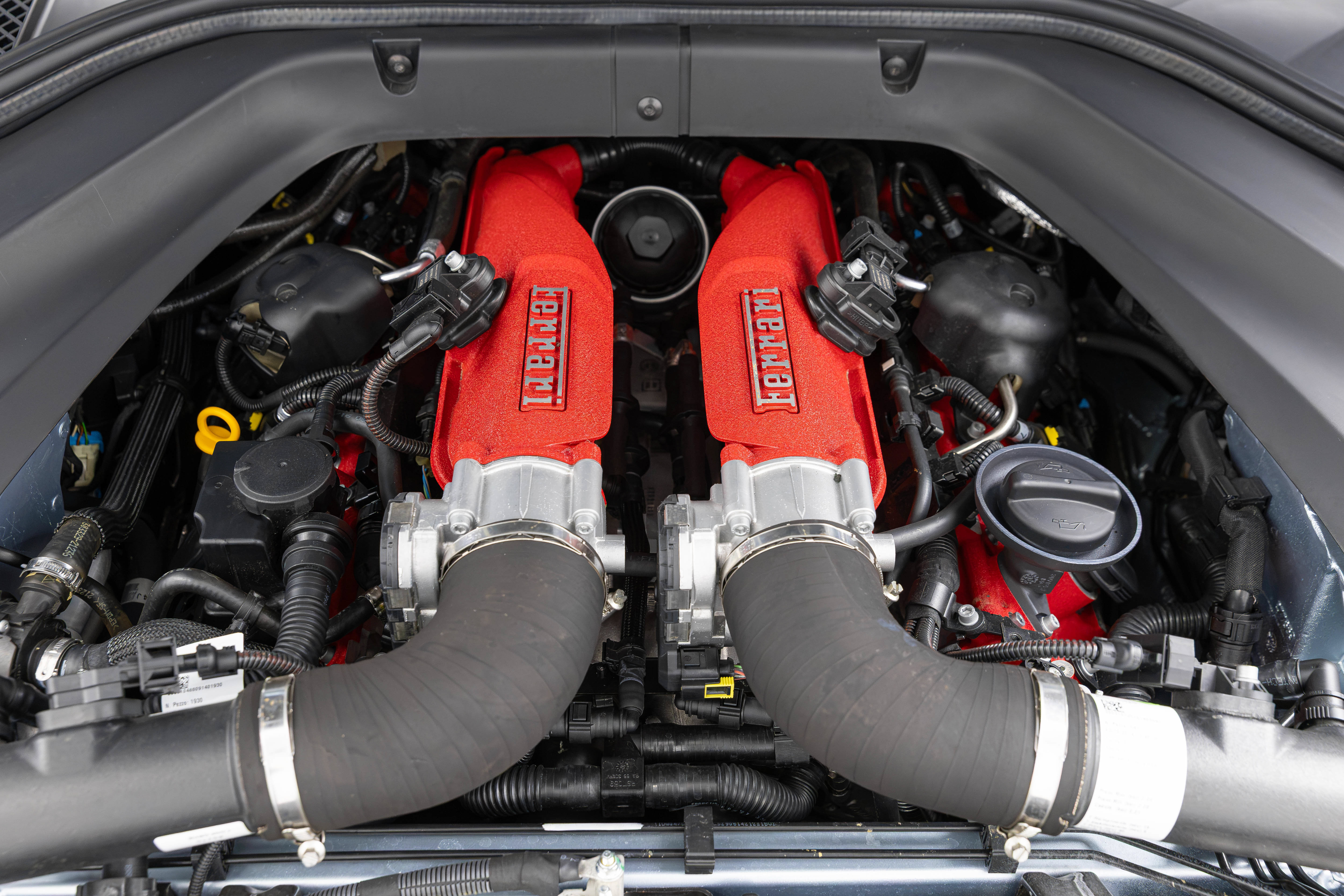 Certified 2015 Ferrari California T RWD image 51