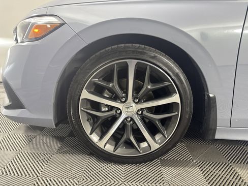 Certified 2024 Honda Civic Touring image 14