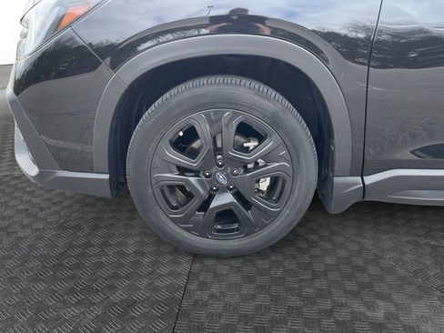 Used 2023 Subaru Ascent Onyx Edition image 14