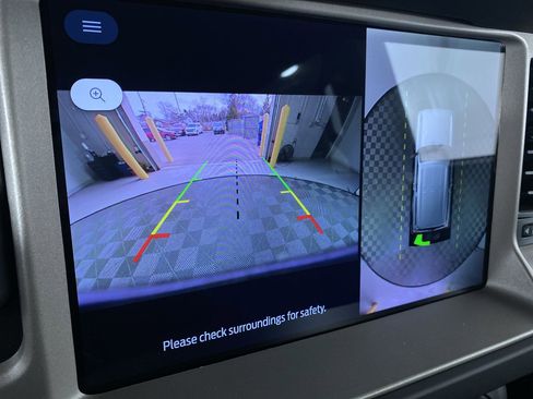 Used 2025 Ford Bronco Outer Banks image 7