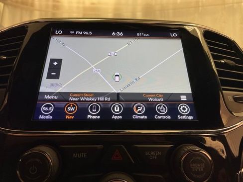 Used 2019 Jeep Grand Cherokee Limited AWD/4WD image 27