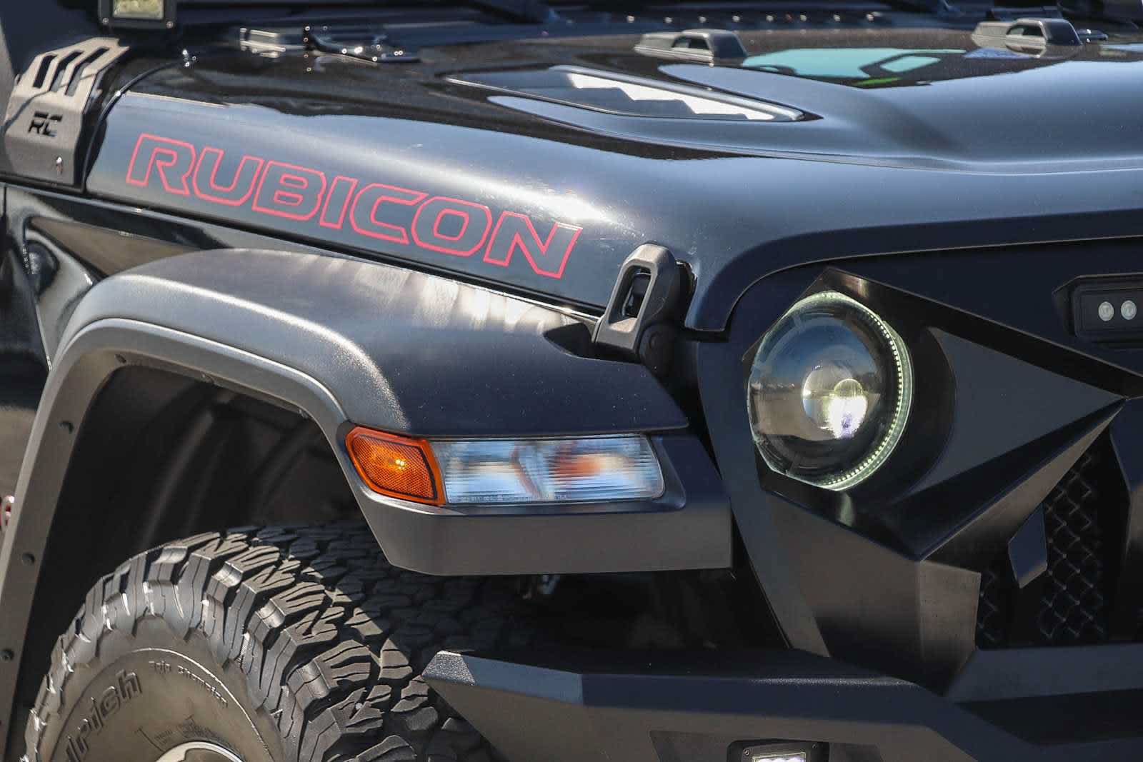 Used 2020 Jeep Gladiator Rubicon w/ Trailer Tow Package AWD/4WD image 4