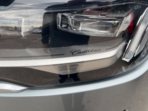 Used 2024 Cadillac Escalade ESV Premium Luxury image 21