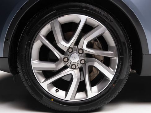 Used 2018 Land Rover Discovery HSE Luxury AWD/4WD image 5