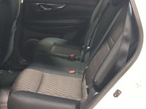 Used 2017 Nissan Rogue S AWD/4WD image 22