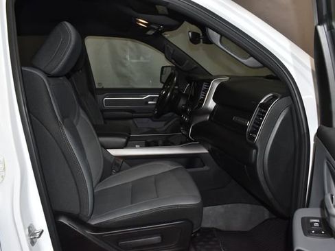 Used 2021 RAM 1500 Big Horn image 32