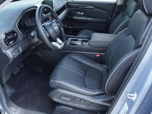 Used 2024 Honda Pilot Elite image 13