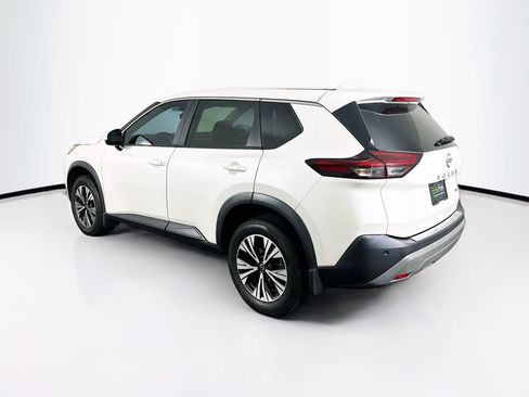 Used 2023 Nissan Rogue SV FWD image 5