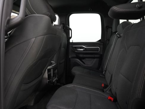 Used 2019 RAM 1500 Big Horn AWD/4WD image 17
