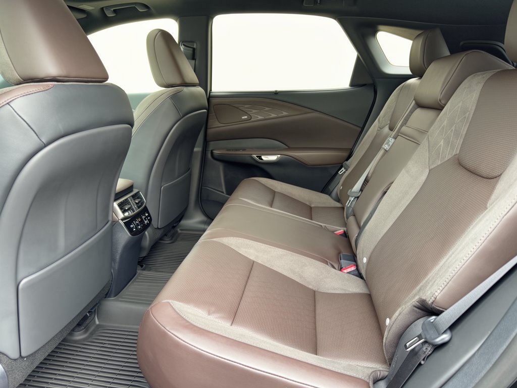 New 2026 Lexus RX 350 AWD/4WD image 25