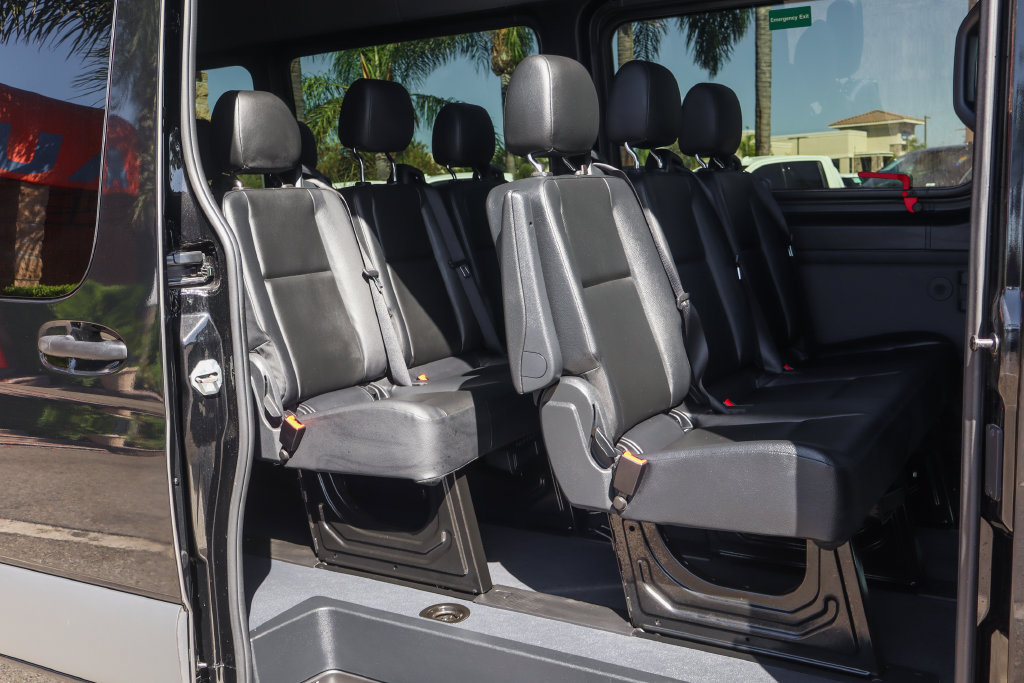 Used 2023 Mercedes-Benz Sprinter 2500 image 13