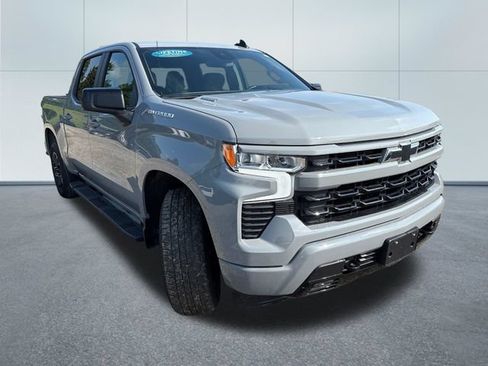 Used 2024 Chevrolet Silverado 1500 RST AWD/4WD image 5