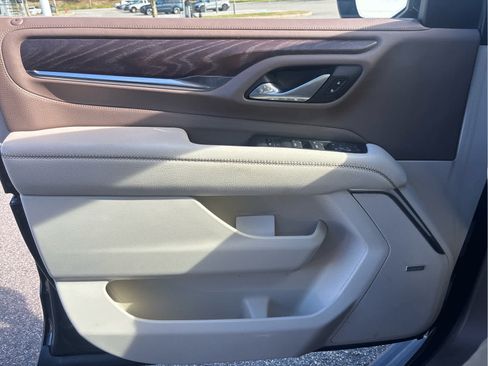 Used 2023 GMC Yukon Denali AWD/4WD image 22