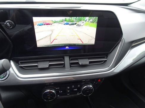 New 2026 Chevrolet Trax ACTIV w/ Driver Confidence Package FWD image 10