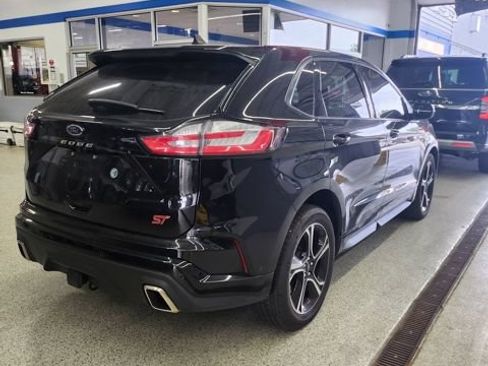 Used 2022 Ford Edge ST w/ Equipment Group 401A AWD/4WD image 9