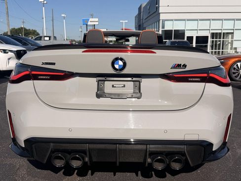 Used 2023 BMW M4 xDrive Competition w/ M Carbon Exterior Package AWD/4WD image 18