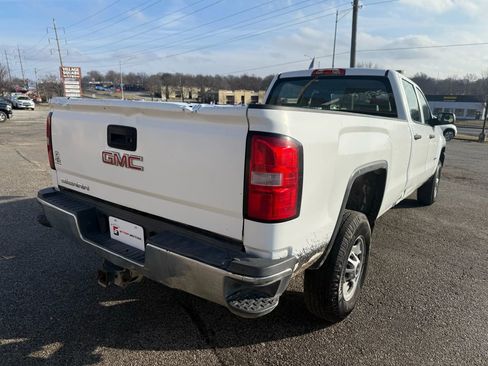 Used 2017 GMC Sierra 2500 2WD Crew Cab image 3