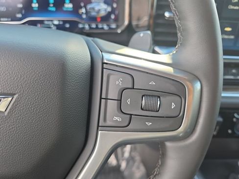 Used 2025 Chevrolet Silverado 1500 LT Trail Boss w/ Convenience Package II AWD/4WD image 19
