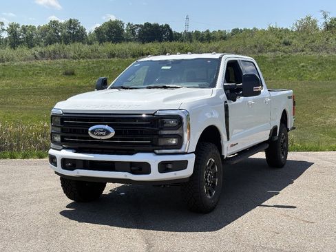New 2026 Ford F350 Platinum w/ Tremor Off-Road Package AWD/4WD image 1