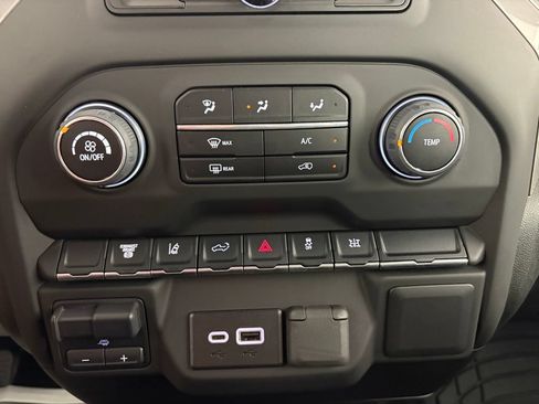 Used 2024 Chevrolet Silverado 3500 W/T AWD/4WD image 30
