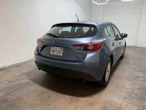 Used 2016 MAZDA MAZDA3 i Sport w/ Preferred Equipment Package FWD image 10