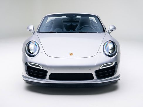 Used 2016 Porsche 911 Turbo S image 10