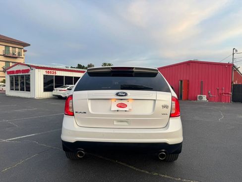 Used 2011 Ford Edge SEL w/ 202A Rapid Spec Order Code image 5