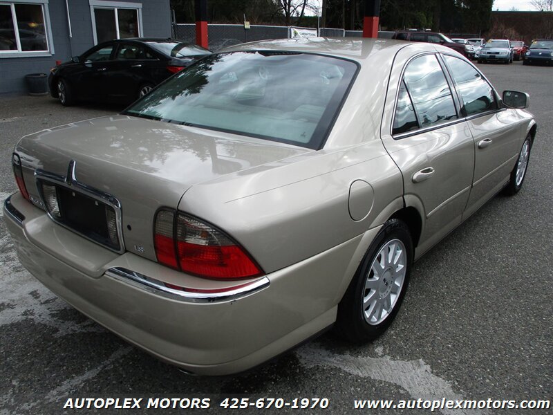 Used 2004 Lincoln LS RWD image 8