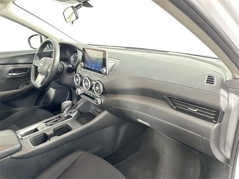 Used 2024 Nissan Sentra SV image 27