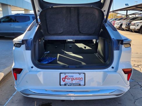 New 2026 Buick Envista Avenir image 48