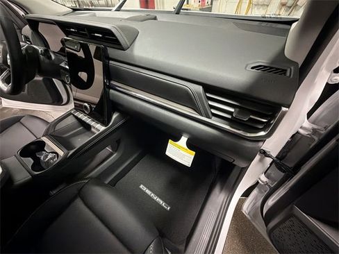 New 2026 GMC Terrain Denali image 59