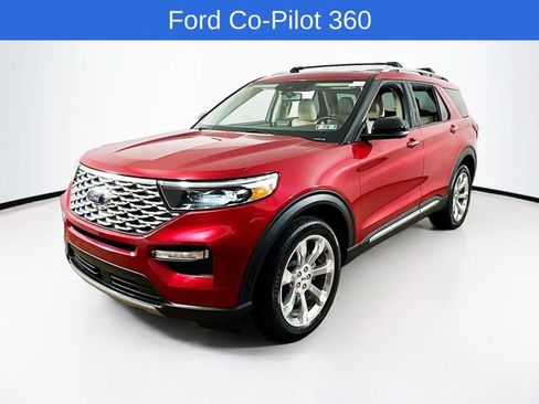 Certified 2020 Ford Explorer Platinum w/ Premium Technology Package AWD/4WD image 3