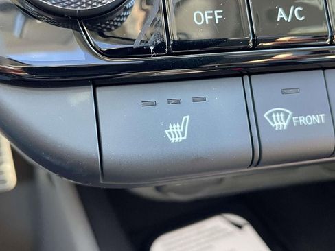 New 2026 Hyundai Elantra SEL Sport FWD image 17