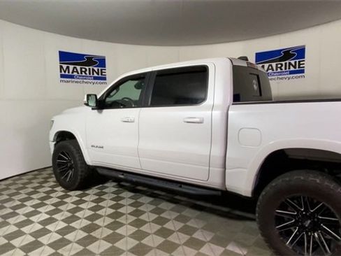Used 2019 RAM 1500 Laramie w/ Sport Appearance Package image 8