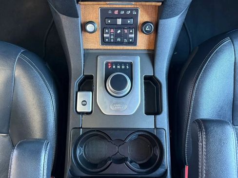 Used 2016 Land Rover LR4 HSE AWD/4WD image 52