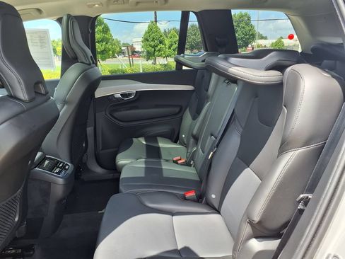 Certified 2025 Volvo XC90 B5 Core AWD/4WD image 19