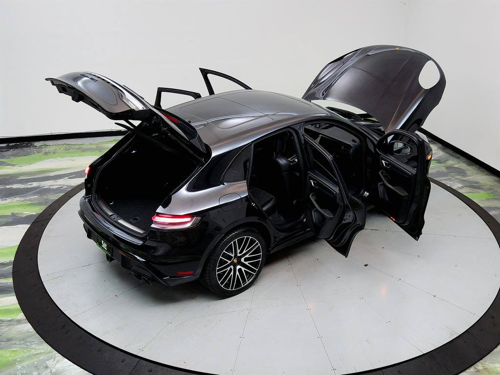 Used 2022 Porsche Macan GTS AWD/4WD image 39