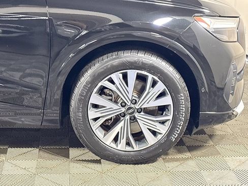 Used 2023 Audi Q4 e-tron Premium Plus w/ Premium Plus RWD image 24
