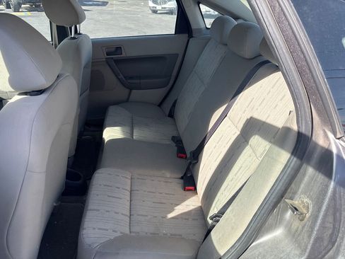 Used 2011 Ford Focus SE w/ 201A Rapid Spec Order Code image 11