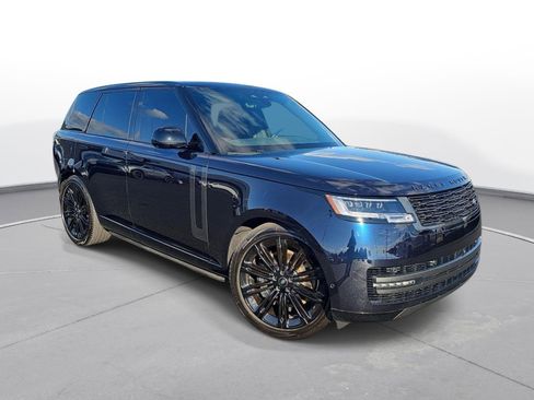 Used 2024 Land Rover Range Rover SE image 4