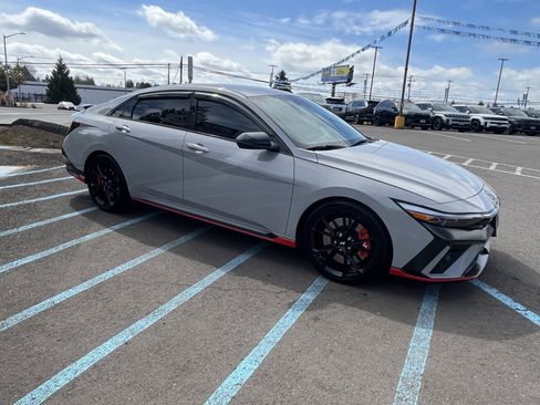Certified 2025 Hyundai Elantra N image 7