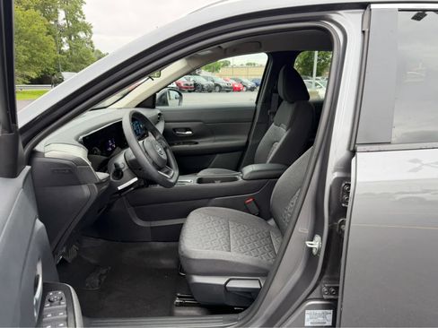 Used 2026 Nissan Kicks SV w/ Cold Weather Package AWD/4WD image 16