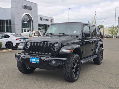 Used 2021 Jeep Wrangler Unlimited Sahara AWD/4WD image 1