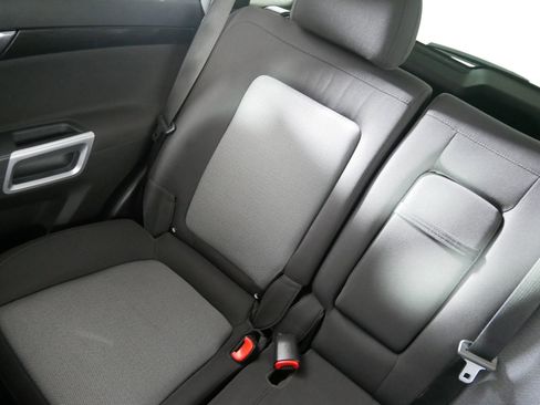 Used 2014 Chevrolet Captiva Sport LT image 12