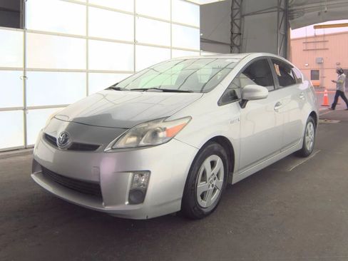 Used 2010 Toyota Prius Two FWD image 1