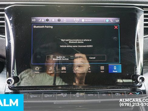 Used 2023 Jeep Wagoneer Series III w/ Preferred Equipment Group image 40