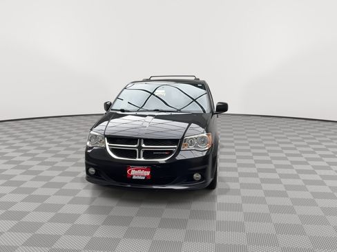 Used 2017 Dodge Grand Caravan SXT FWD image 27