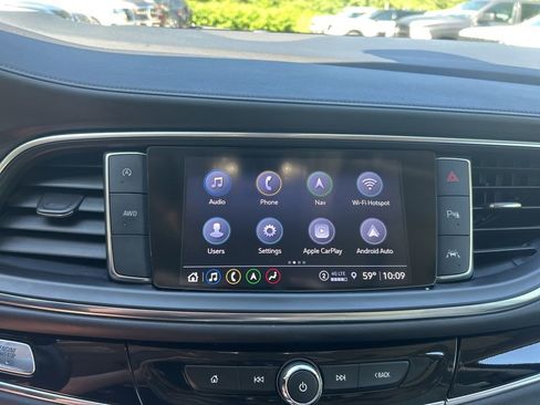 Used 2023 Buick Enclave Avenir AWD/4WD image 19