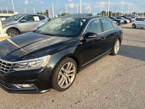 Used 2016 Volkswagen Passat 3.6 SEL Premium FWD image 1